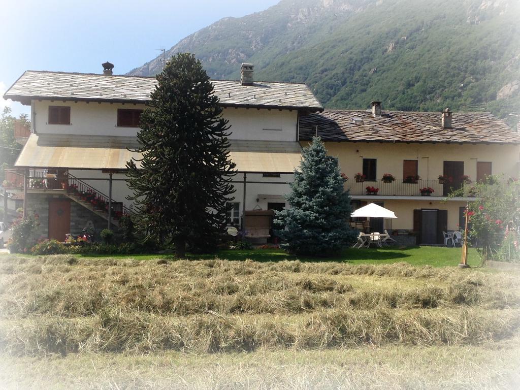 Agriturismo La Grange Pont-Saint-Martin Εξωτερικό φωτογραφία