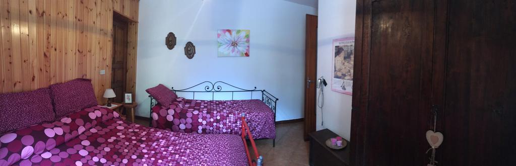 Agriturismo La Grange Pont-Saint-Martin Δωμάτιο φωτογραφία